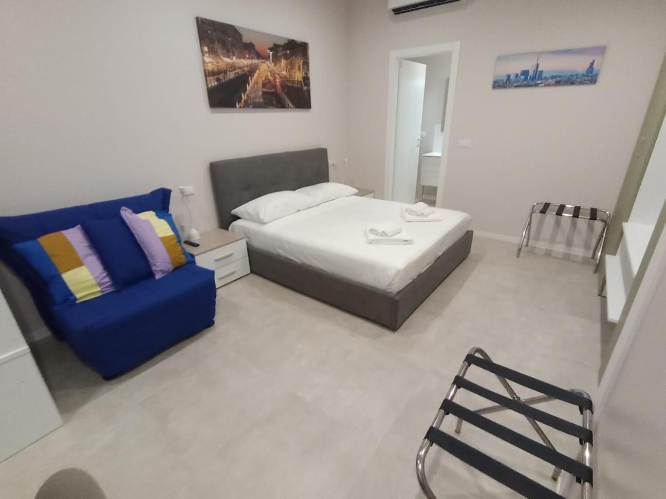 Gambara Metro Apartment Milano Bagian luar foto