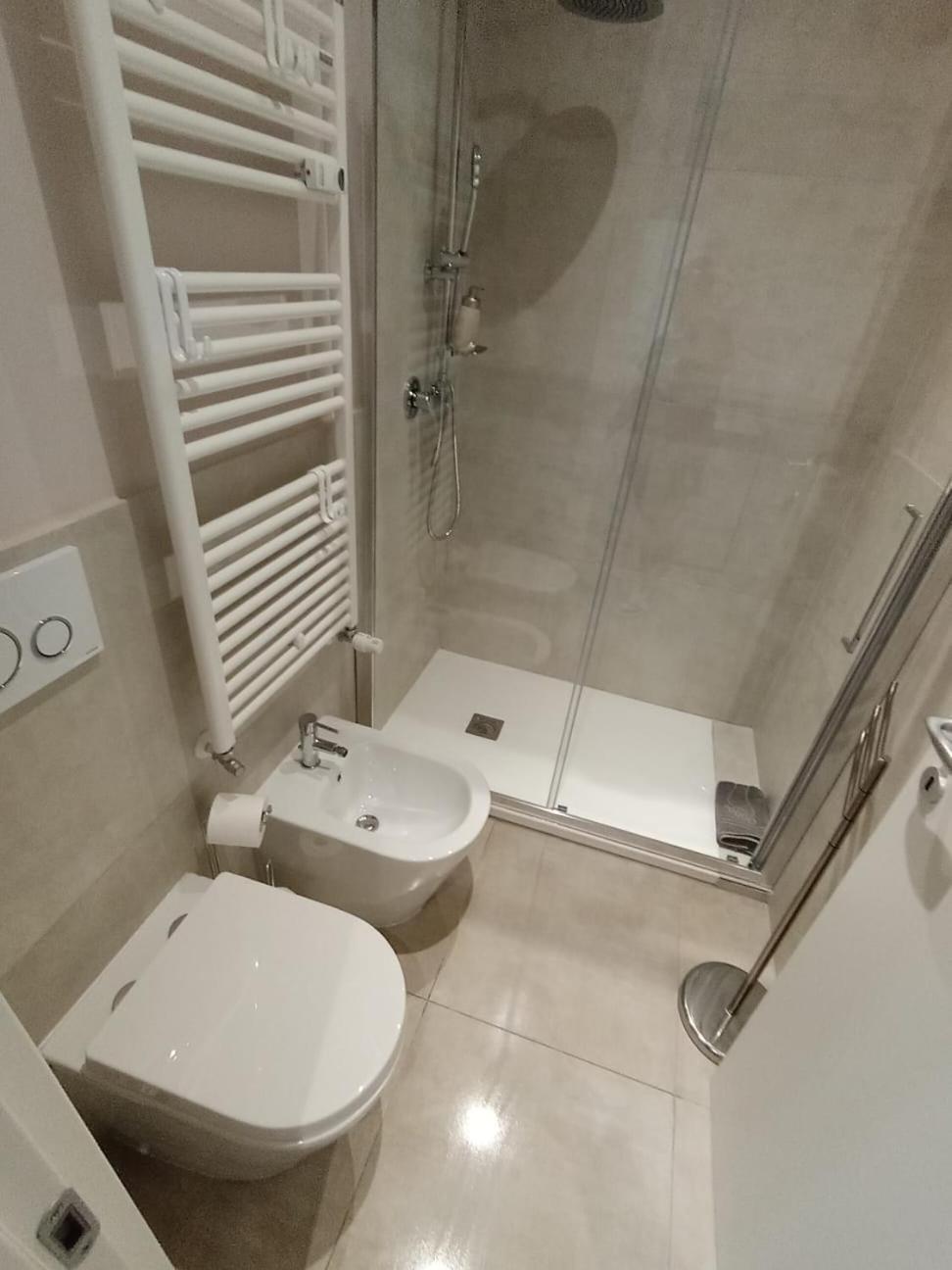 Gambara Metro Apartment Milano Bagian luar foto